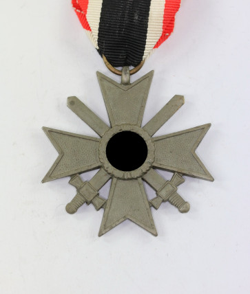 Kriegsverdienstkreuz 2. Klasse mit Schwertern - Militaria-Berlin