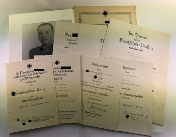 Urkunden Gruppe, Ritterkreuz Träger Hauptsturmführer Gottlieb Renz - Militaria-Berlin