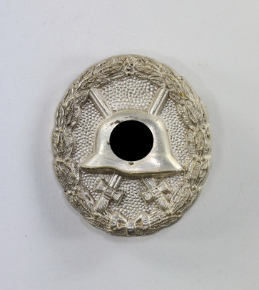 Verwundetenabzeichen in Silber, 1. Form hohl verbödet (!) - Militaria-Berlin