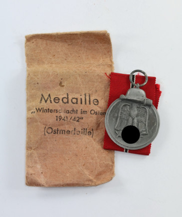 Ostmedaille, Hst. 19, in Verleihungstüte - Militaria-Berlin