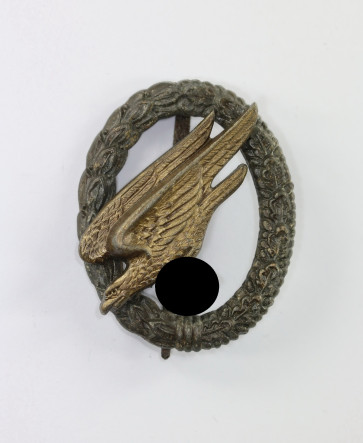Fallschirmschützenabzeichen der Luftwaffe, Hst. JFS (!) - Militaria-Berlin