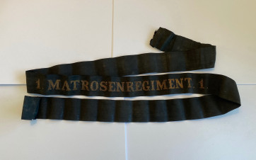 Kaiserliche Marine, Mützenband - 1. Matrosenregiment. 1. in Gold - Militaria-Berlin