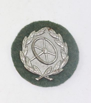  Kraftfahrerbewährungsabzeichen in Silber auf Heeresstoff - Militaria-Berlin