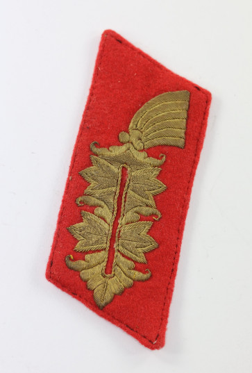 Wehrmacht, einzelner Kragenspiegel für einen General (alter Art) - Militaria-Berlin