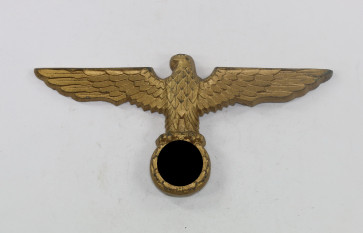 Kriegsmarine, Großer Hoheitsadler für den Tropenhelm 1. Modell, Hst. K.W.M. (Karl Wurster, Markneukirchen) - Militaria-Berlin