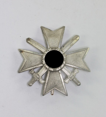Kriegsverdienstkreuz 1. Klasse mit Schwertern, Hst. 3 (Wilhelm Deumer, Lüdenscheid) - Militaria-Berlin