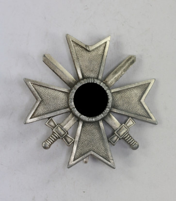Kriegsverdienstkreuz 1. Klasse mit Schwertern, Hst. 3 (Wilhelm Deumer, Lüdenscheid) - Militaria-Berlin