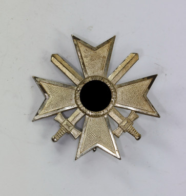 Kriegsverdienstkreuz 1. Klasse mit Schwertern, Hst. 43 - Militaria-Berlin