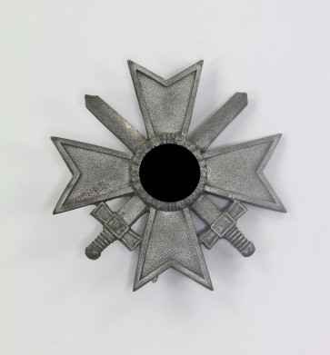  Kriegsverdienstkreuz 1. Klasse mit Schwertern, Hst. L/12 (C.E. Juncker, Berlin) - Militaria-Berlin