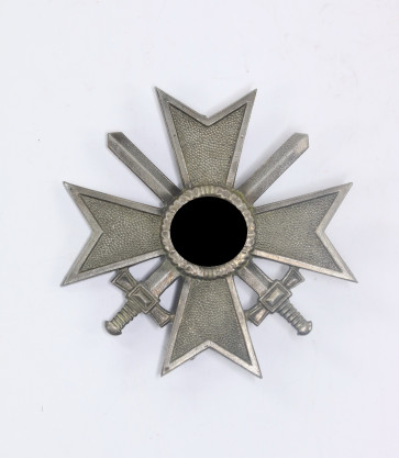 Kriegsverdienstkreuz 1. Klasse mit Schwertern, ohne Hersteller (Zink) - Militaria-Berlin