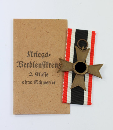 Kriegsverdienstkreuz 2. Klasse, Hst. 1, in Verleihungstüte - Militaria-Berlin