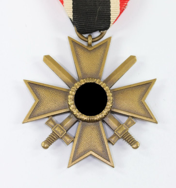 Kriegsverdienstkreuz 2. Klasse mit Schwertern, Hst. 87 - Militaria-Berlin