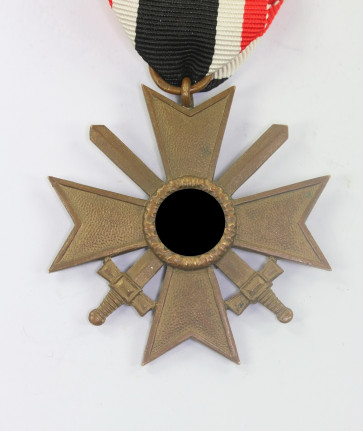 Kriegsverdienstkreuz 2. Klasse mit Schwertern, Hst. 100 (Wächtler & Lange, Mittweida) - Militaria-Berlin