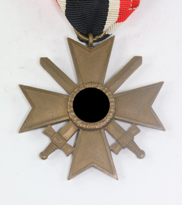 Kriegsverdienstkreuz 2. Klasse mit Schwertern, Hst. 100 (Wächtler & Lange, Mittweida) - Militaria-Berlin