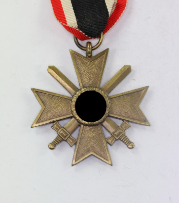 Kriegsverdienstkreuz 2. Klasse mit Schwertern, Hst. 100 (Wächtler & Lange, Mittweida) - Militaria-Berlin