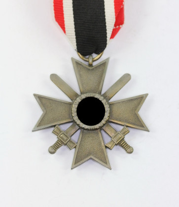 Kriegsverdienstkreuz 2. Klasse mit Schwertern, Hst. 107 - Militaria-Berlin