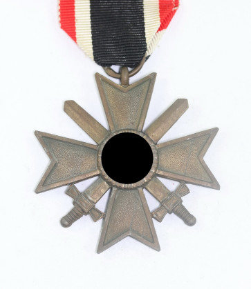  Kriegsverdienstkreuz 2. Klasse mit Schwertern, Hst. 15 (Friedrich Orth, Wien) - Militaria-Berlin