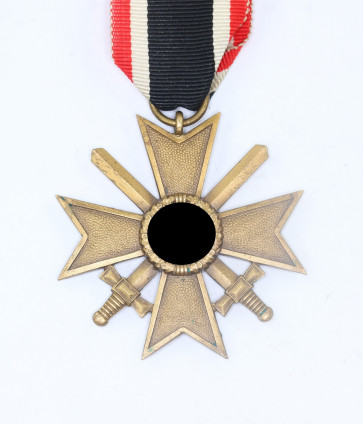  Kriegsverdienstkreuz 2. Klasse mit Schwertern, Hst. 39 (Rudolf Berge, Gablonz) - Militaria-Berlin