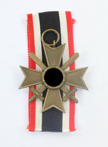  Kriegsverdienstkreuz 2. Klasse mit Schwertern, Hst. 41 (Gebrüder Bender, Oberstein) - Militaria-Berlin