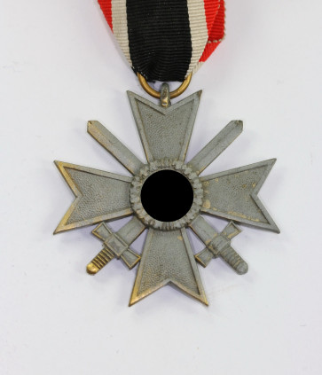 Kriegsverdienstkreuz 2. Klasse mit Schwertern, Hst. 53 - Militaria-Berlin