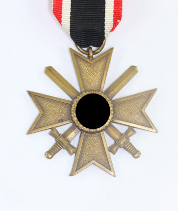  Kriegsverdienstkreuz 2. Klasse mit Schwertern, ohne Hersteller (Buntmetall) - Militaria-Berlin