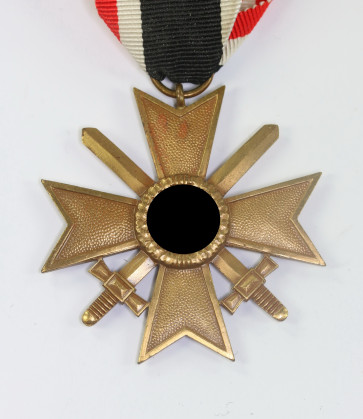 Kriegsverdienstkreuz 2. Klasse mit Schwertern, ohne Hersteller (Buntmetall) - Militaria-Berlin