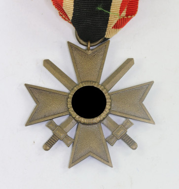 Kriegsverdienstkreuz 2. Klasse mit Schwertern, ohne Hersteller (Buntmetall) - Militaria-Berlin