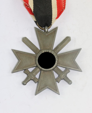 Kriegsverdienstkreuz 2. Klasse mit Schwertern, ohne Hersteller (Zink) - Militaria-Berlin