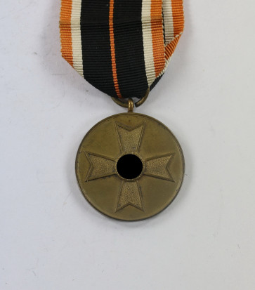  Kriegsverdienstmedaille, Für Kriegsverdienste 1939, oranges Band (!) - Militaria-Berlin