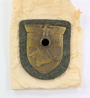 Krimschild auf Heeresstoff, Typ 3.12, Packpapier - Militaria-Berlin