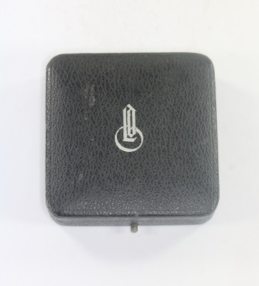 LDO Etui Eisernes Kreuz 1. Klasse 1939 an Schraubscheibe 1. Form L/13 - Militaria-Berlin