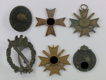 Lot beschädigter Orden (6 Teile) - Militaria-Berlin
