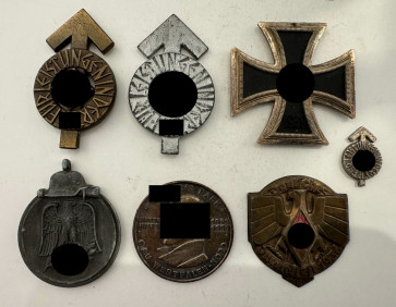 Lot beschädigter Orden (7 Teile) - Militaria-Berlin