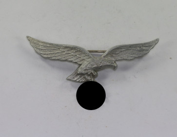 Luftwaffe, Metallbrustadler für die Sommeruniform der Offiziere, Hst. A  und D.R.G.M - Militaria-Berlin