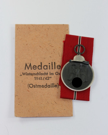 Ostmedaille, Hst. 100, in Verleihungstüte - Militaria-Berlin