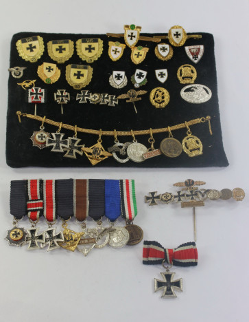 Miniaturen und Nadeln von Leutnant Herbert Isachsen - Militaria-Berlin