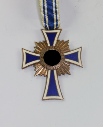 Mutterkreuz in Bronze - Militaria-Berlin