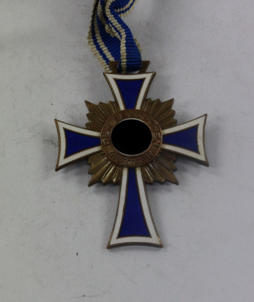  Mutterkreuz in Bronze, "Der Deutschen Mutter" - Militaria-Berlin