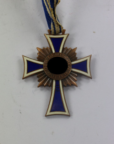  Mutterkreuz in Bronze, Der Deutschen Mutter - Militaria-Berlin