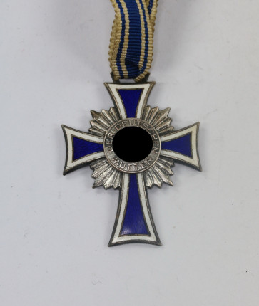  Mutterkreuz in Silber, 16. Dezember 1938 Adolf Hitler - Militaria-Berlin