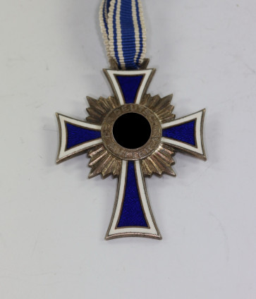 Mutterkreuz in Silber, Der Deutschen Mutter - Militaria-Berlin