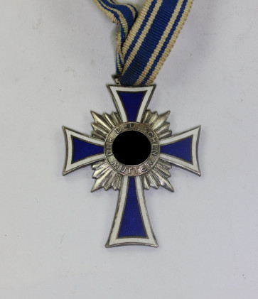 Mutterkreuz in Silber, Der Deutschen Mutter - Militaria-Berlin