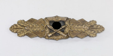 Nahkampfspange in Bronze, Hst. C.E. Juncker Berlin - Militaria-Berlin