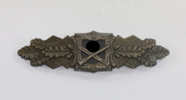 Nahkampfspange in Bronze, Hst. F&BL (Funcke & Brüninghaus, Lüdenscheid) - Militaria-Berlin