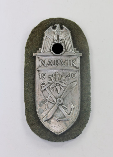 Narvik Schild auf Heeresstoff, C.E. Juncker, Berlin - Militaria-Berlin