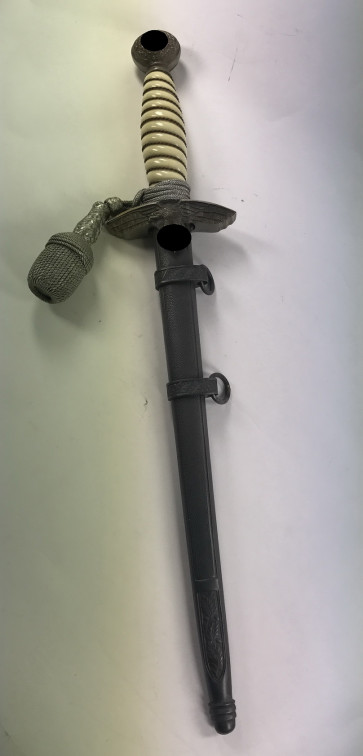 Luftwaffen Offiziersdolch, Hst. Gustav Spitzer Solingen, mit Portepee - Militaria-Berlin
