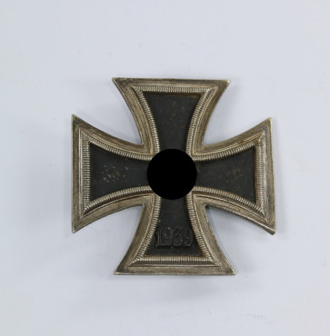 Eisernes Kreuz 1. Klasse 1939, Hst. L/13 - Militaria-Berlin