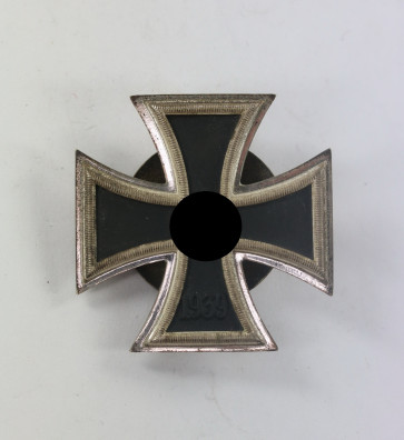  Eisernes Kreuz 1. Klasse 1939, Hst. L/52 (C.F. Zimmermann, Pforzheim), an Schraubscheibe - Militaria-Berlin