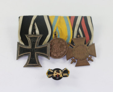 Ordenschnalle 3 X + Knopflochdekoration - Militaria-Berlin