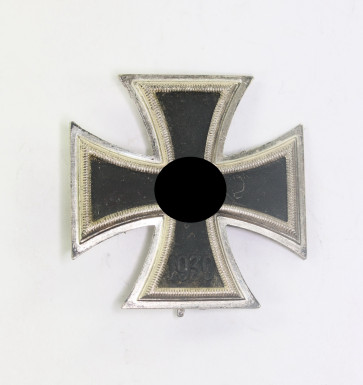 Eisernes Kreuz 1. Klasse 1939, Hst. 65 (Klein & Quenzer, Oberstein) - Militaria-Berlin